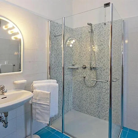 Hotel Fiorella 3*